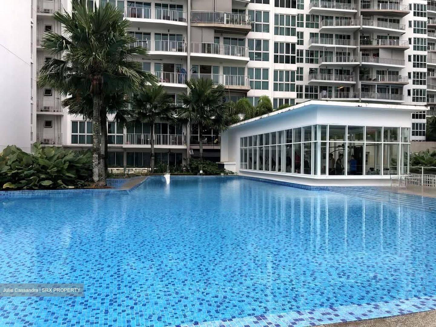 1 Canberra (D27), Condominium #579721001